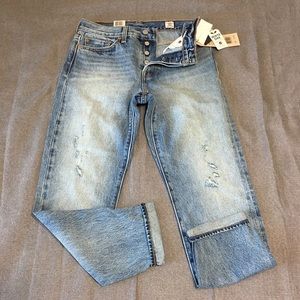 Levi’s iconic wedge fit jeans
